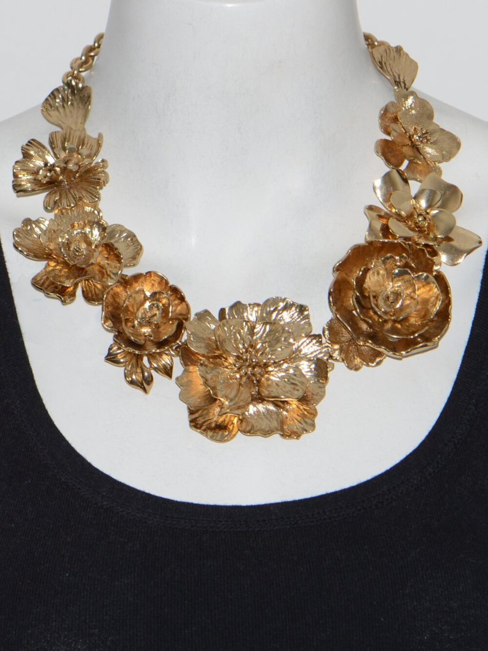 Vintage Oscar de la Renta Blooming Bold Flower Collar Necklace